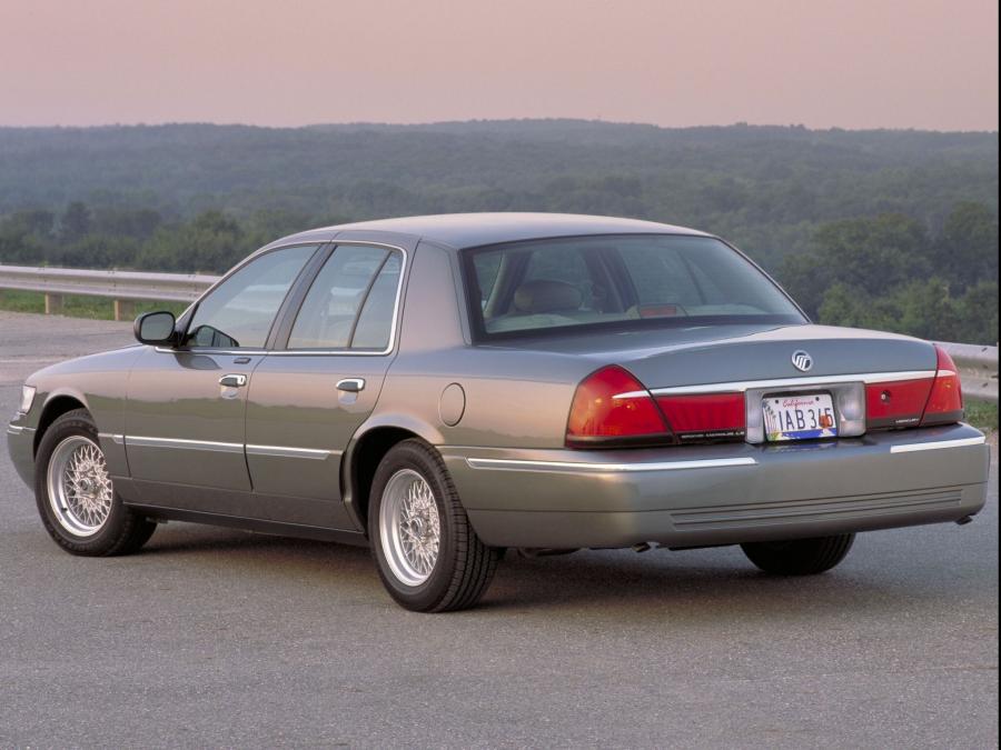  Mercury Grand Marquis 2002 года  (фото 3 из 3)